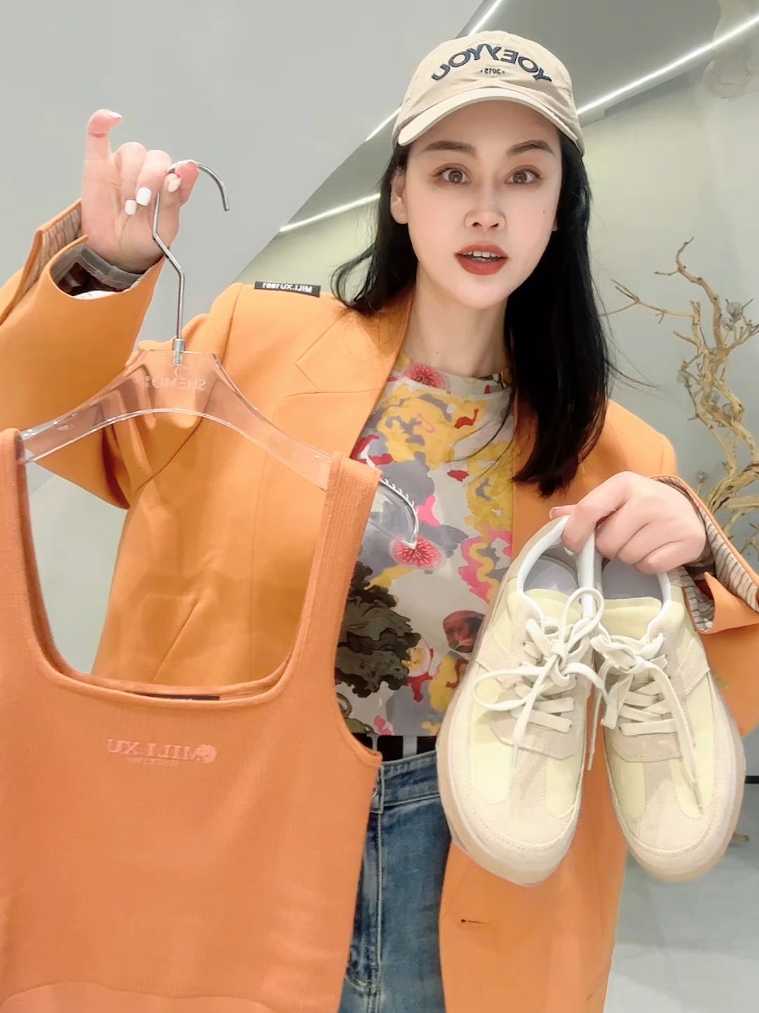 圆头 低帮 系带 深口鞋 皮革 圆头 低帮 系带 深口鞋 皮革 - VALI鞋履AI设计主图