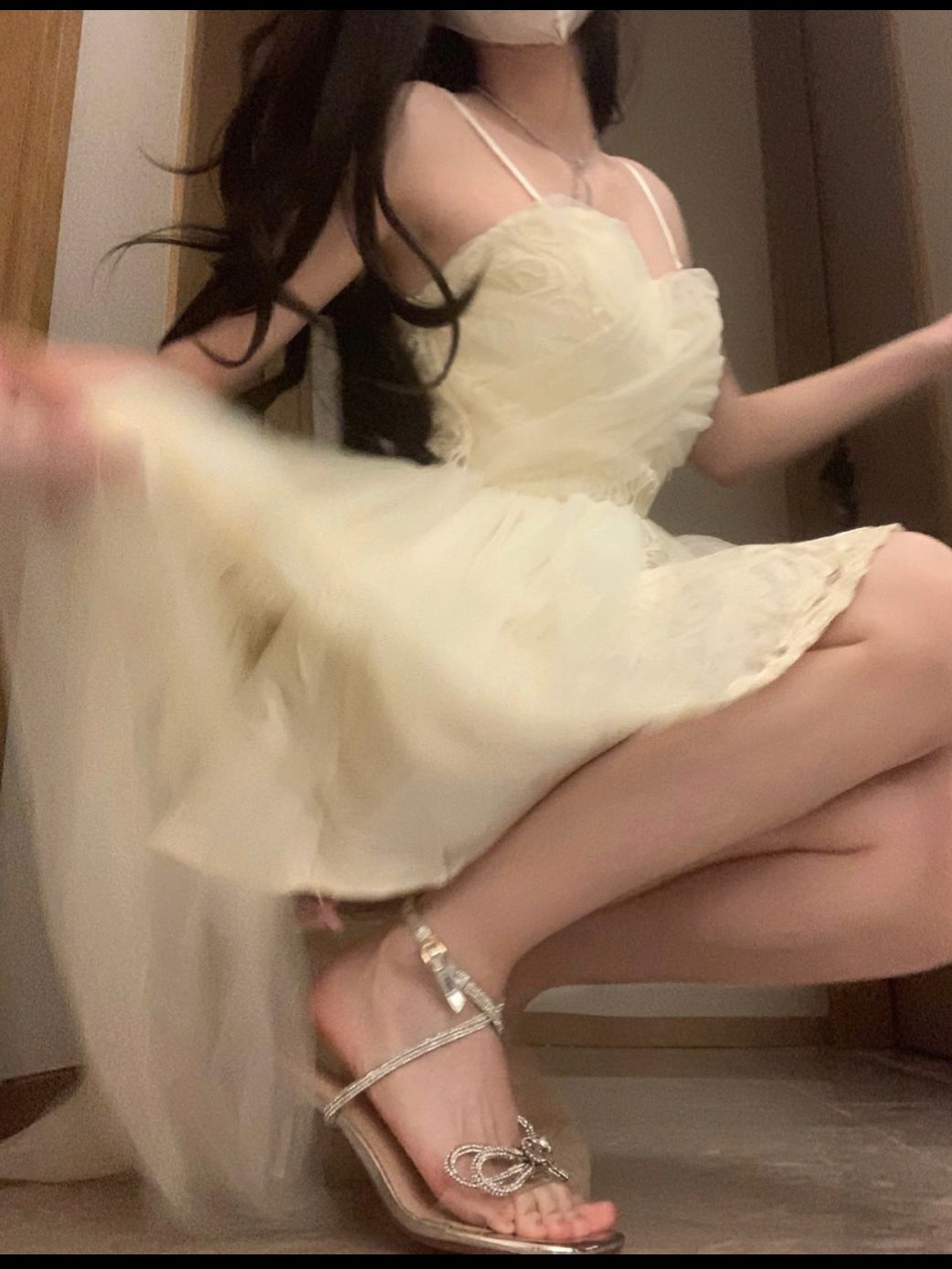 纱 A型 抽褶 奶杏黄 石膏白色 香草色 甜美 纱 A型 抽褶 奶杏黄 石膏白色 香草色 甜美 - VALI鞋履AI设计主图
